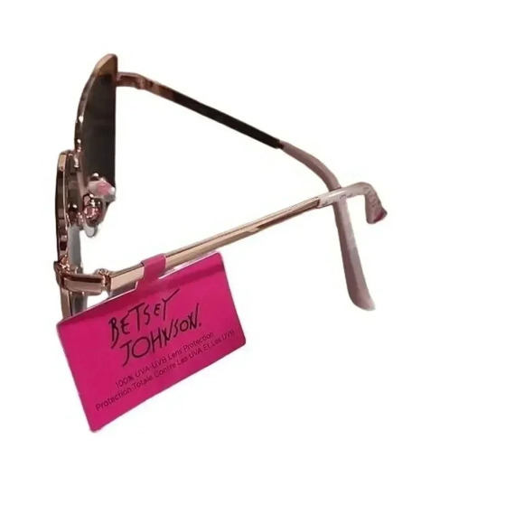 Betsey Johnson Pink Glitter Oversized Square Sunglasses - Picture 3 of 3